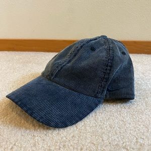 Nike Heritage 86 Sportwear Corduroy Strapback hat